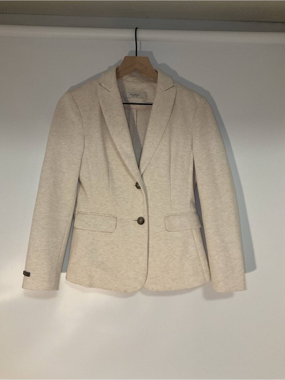 Peserico Cream Tailored Two-Button Blazer